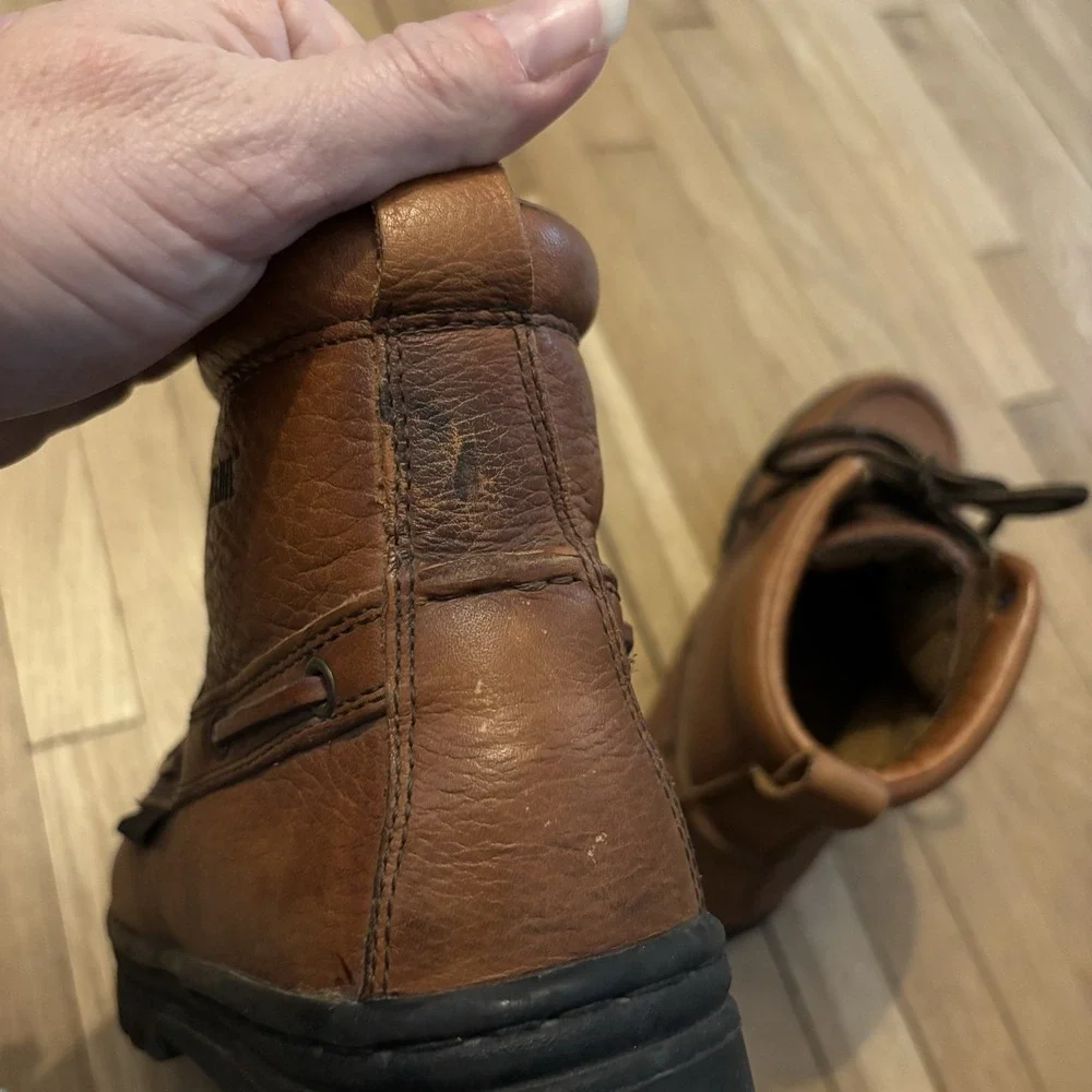 Wolverine Moc-Toe Chukka Shoe Men's 7 Brown Work boots Durable‎ Leather Lace Up